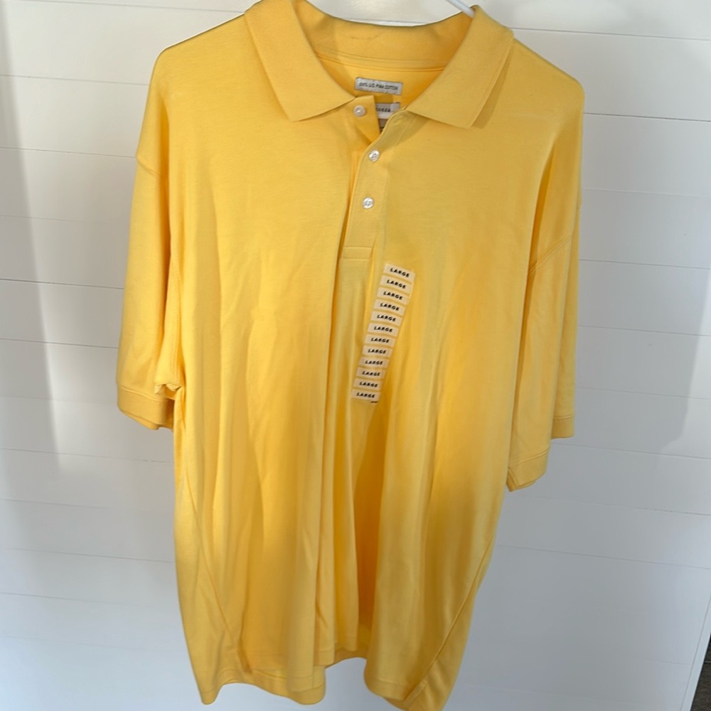 Men's VanHeusen Yellow collared shirt, size large new with tags